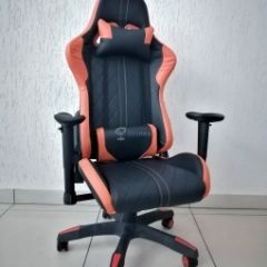 Кресло геймерское Barneo K-52 (черная экокожа оранжевые вставки) в Уфе - ufa.mebel24.online | фото